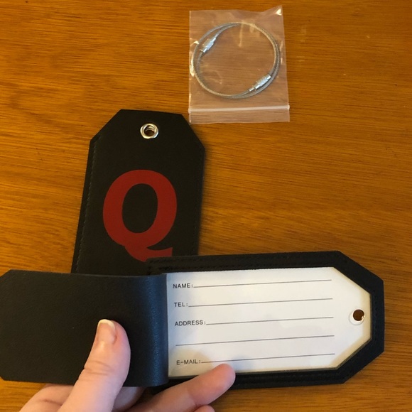 Black Initial Luggage Tags - Picture 5 of 5